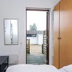 4 Person In Romo-by Traum *